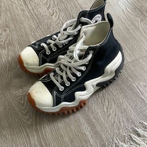 Converse run star motion